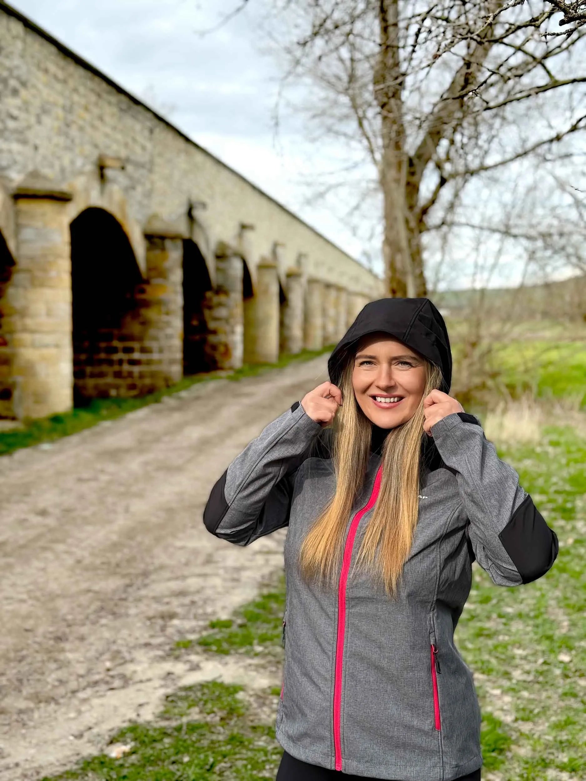 Női softshell kabát loap ladana gry-blk szürke xl