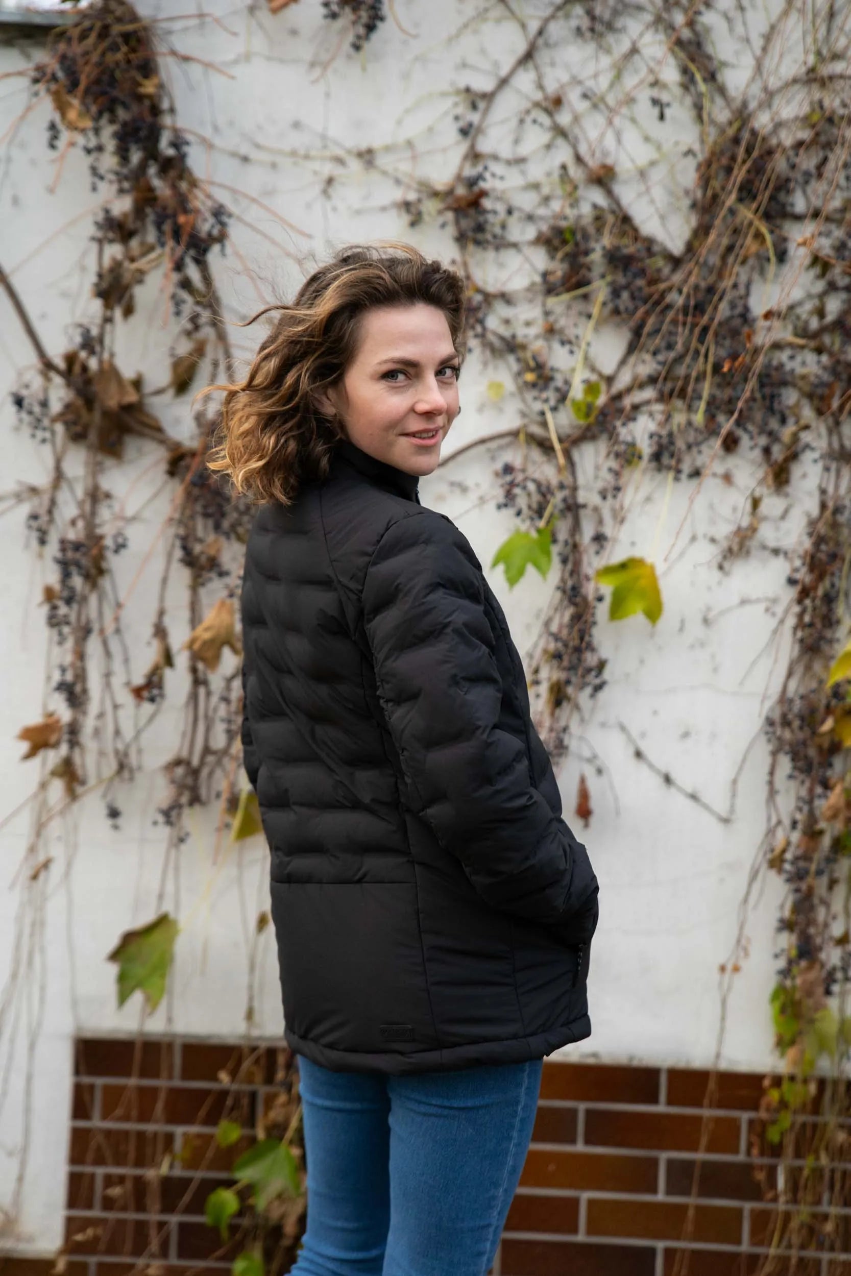 Jaqueta de inverno feminina Kjelvik Sitaa preta