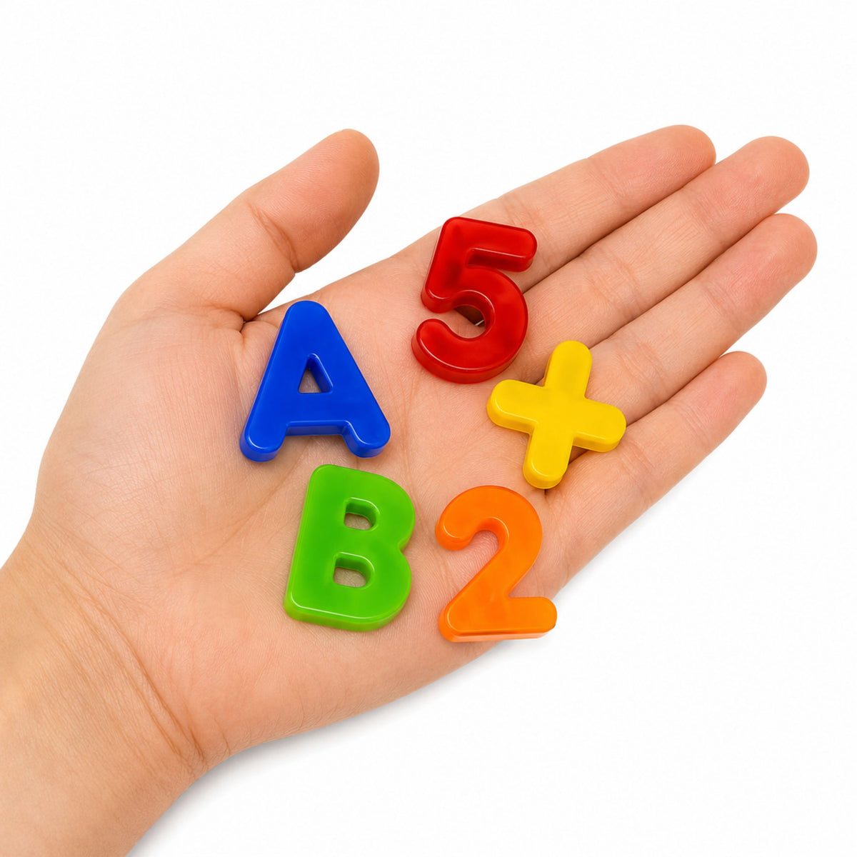 Magnetische letters en cijfers in een potalfabet van 78 elementen