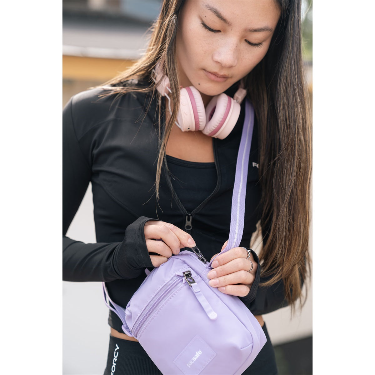 Pacsafe Go Micro Crossbody Lavender