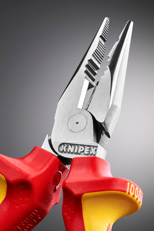 Pinza Universale Con Ganasce Affilate Pvc 145mm