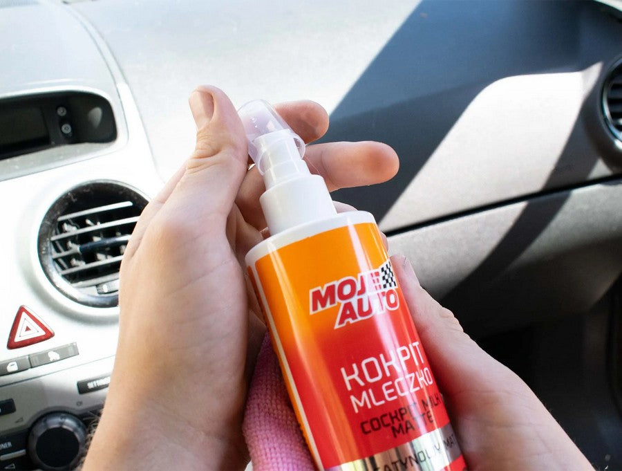 Cockpit Milk Gloss-black 300ml