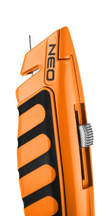 Scian Le Blade Trapezoidal Cruach Comhlacht Miotail
