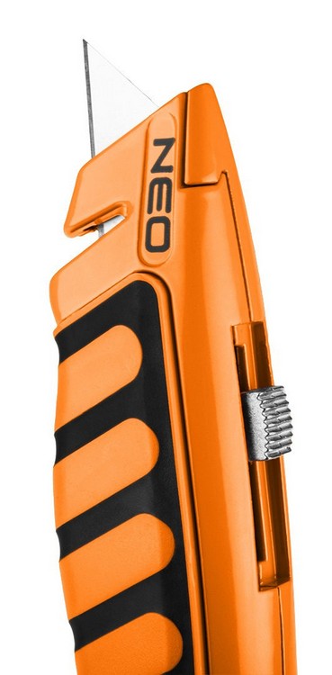 Nůž s lichoběžníkovou čepelí Kovové tělo Ocel