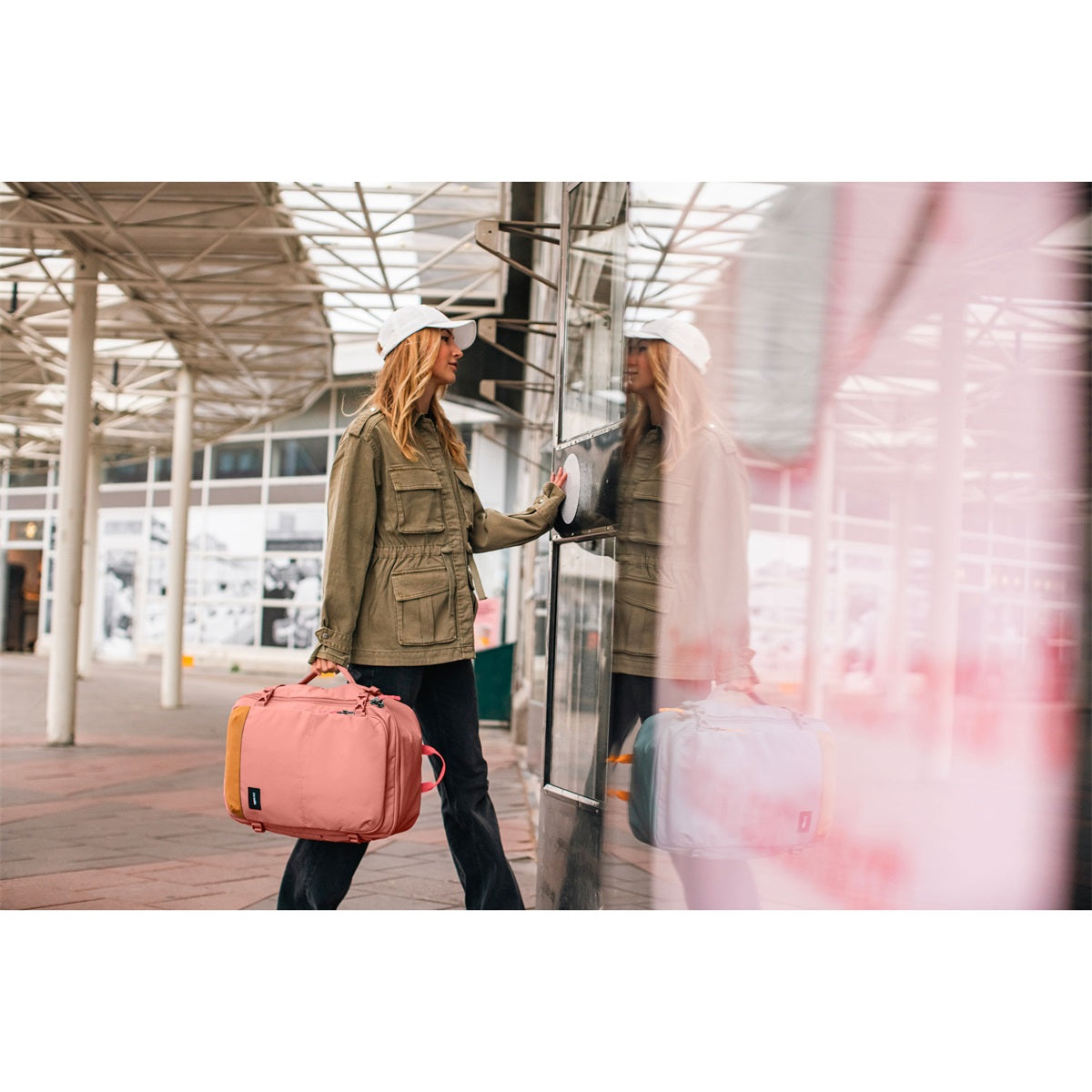Pacsafe Go Carry-on Backpack 34 L Rose
