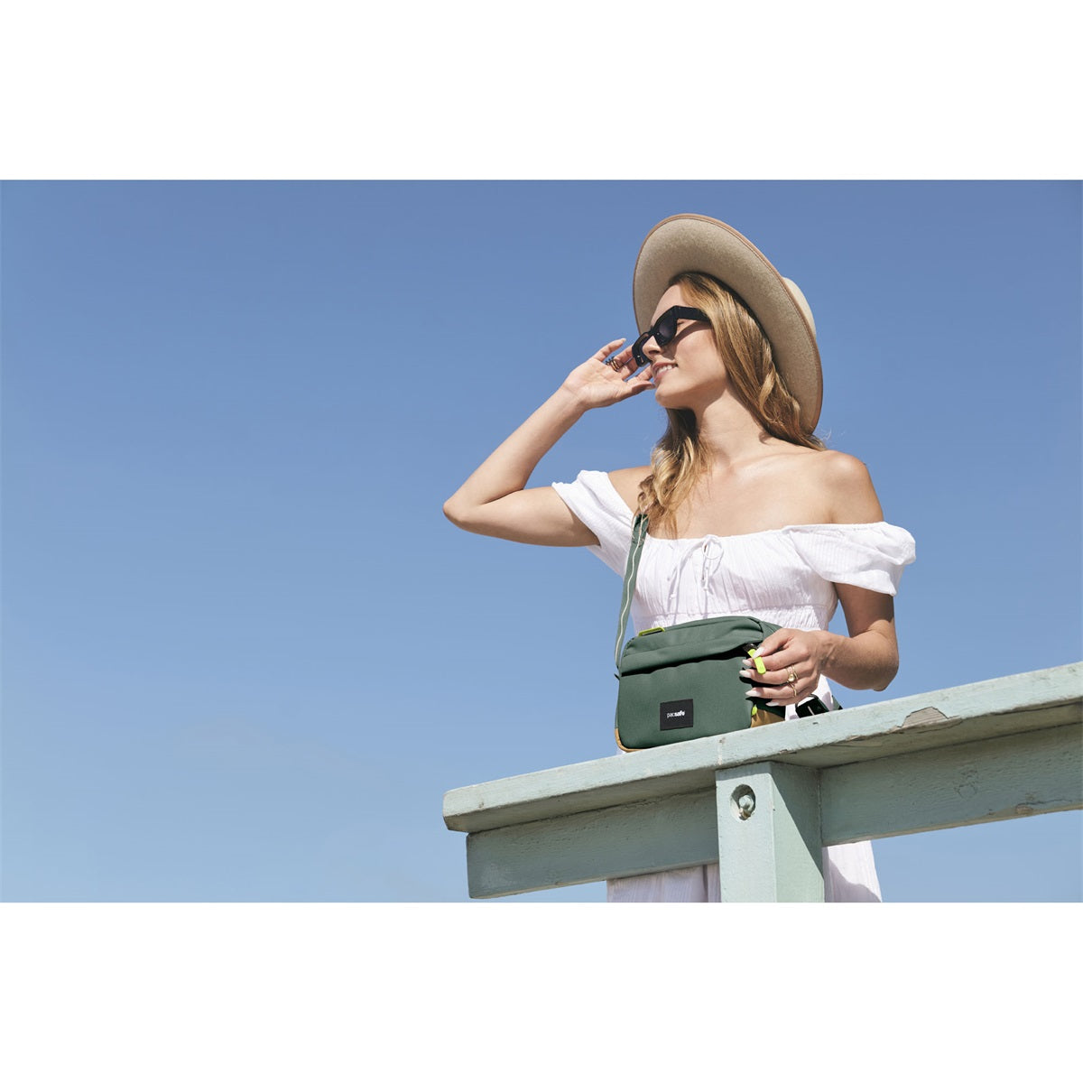 Pacsafe Go Crossbody Spruce Green