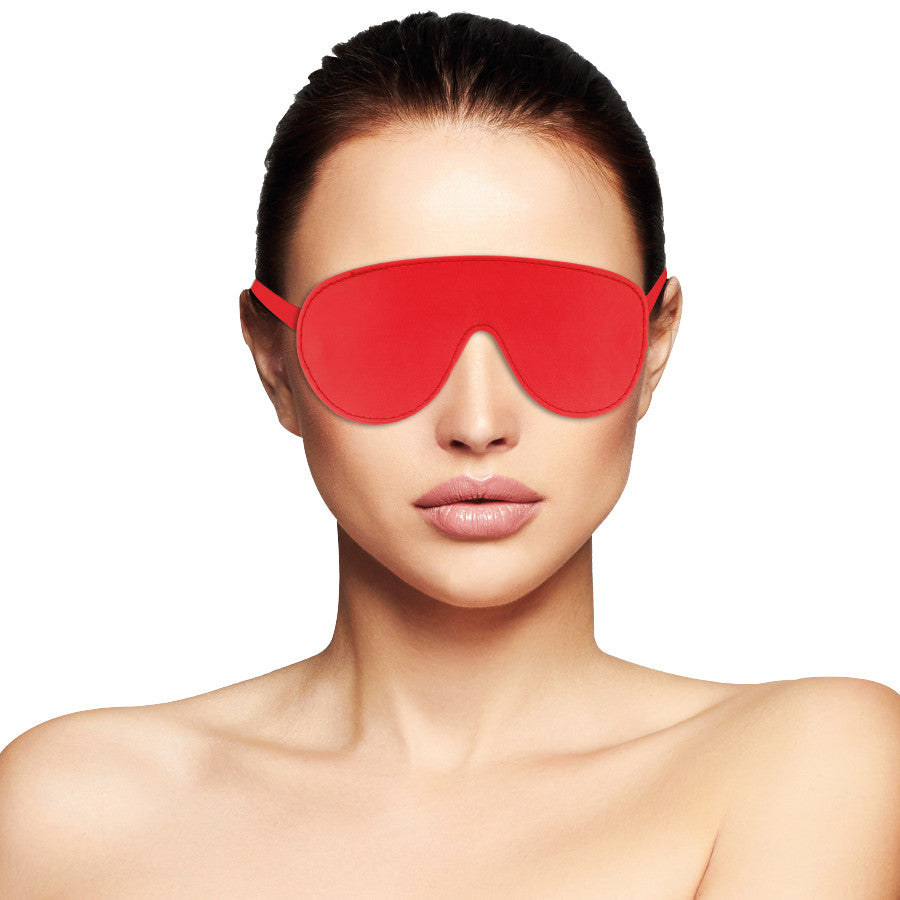 Darkness – Premium Red Mask For Sensual Moments