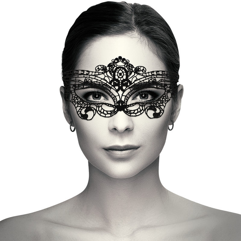 Coquette Chic Desire – Black Lace Sexy Mask