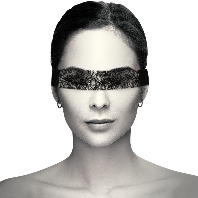 Coquette Chic Desire – Black Lace Mask For Premium Sensuality