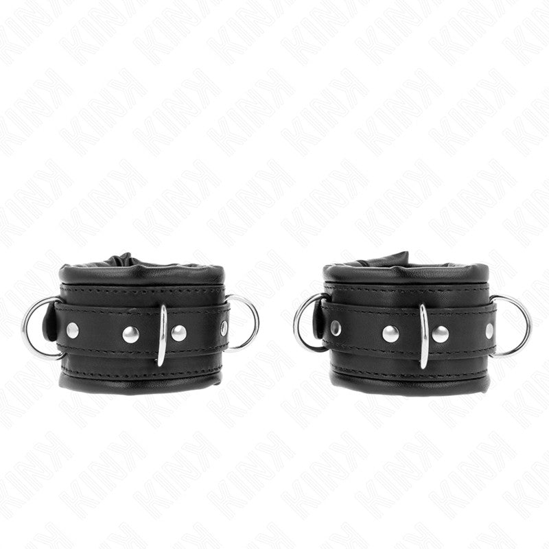 Kink – Adjustable Premium Wrist Cuffs With Black Fur