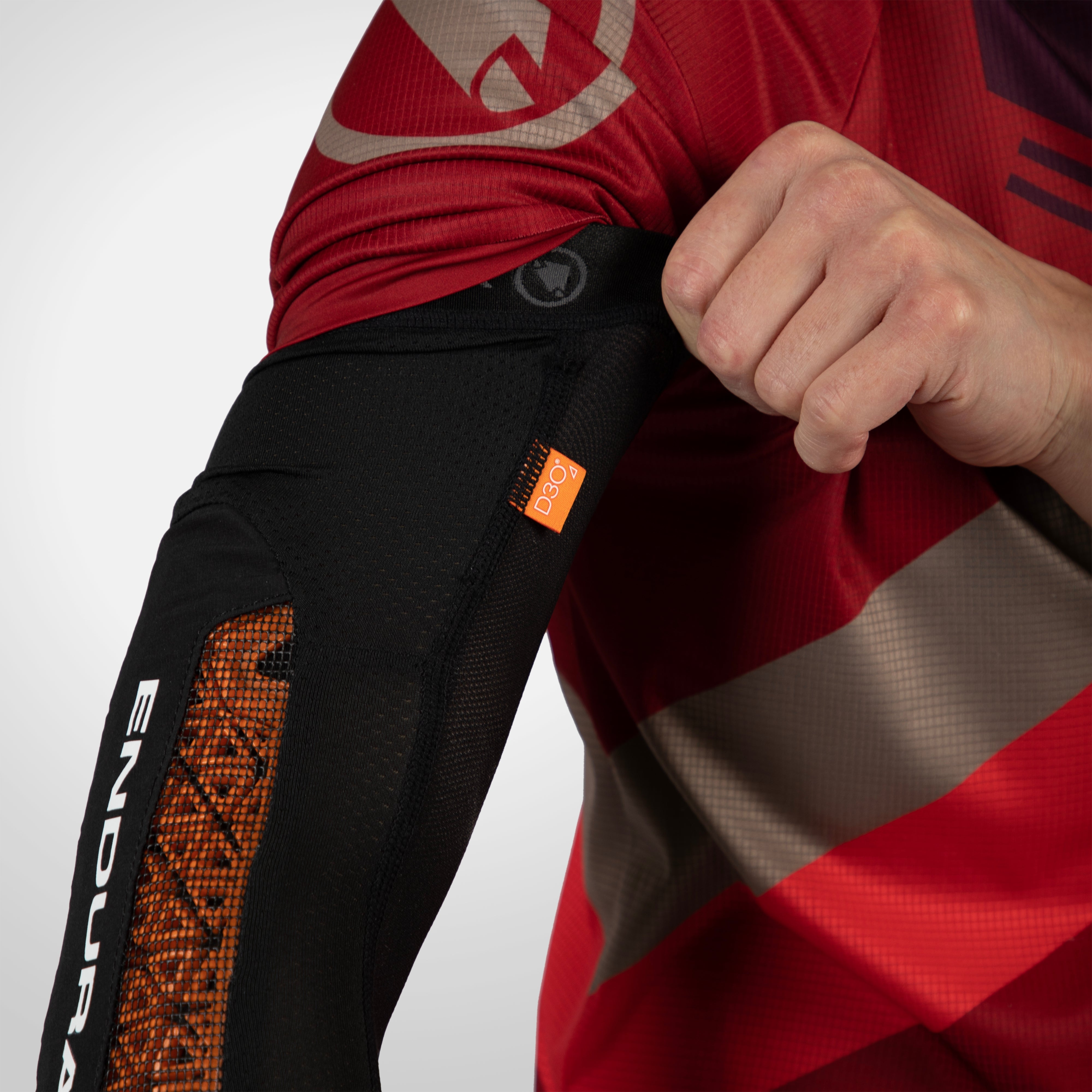Endura Mt500 D3o® Ghost Elbow Pad Black