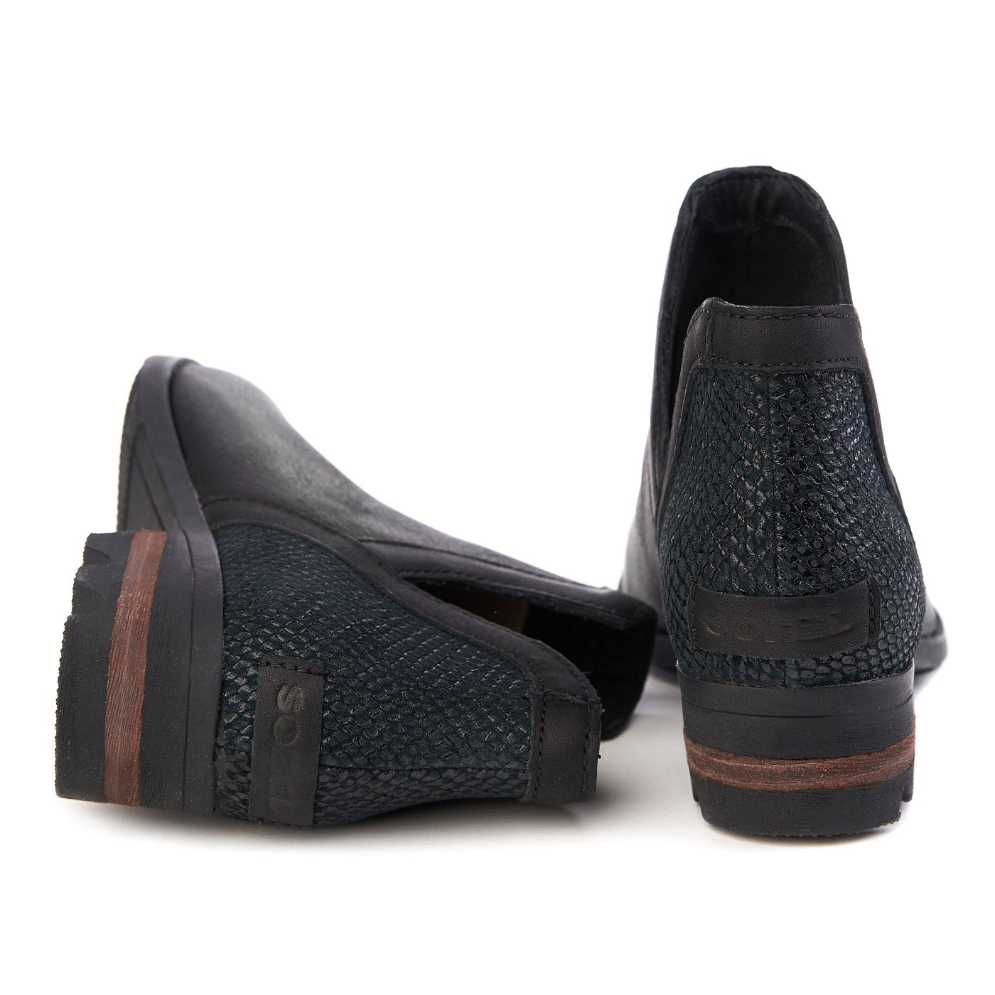 Vystřihovací boty Sorel Lolla přírodní kůže černá