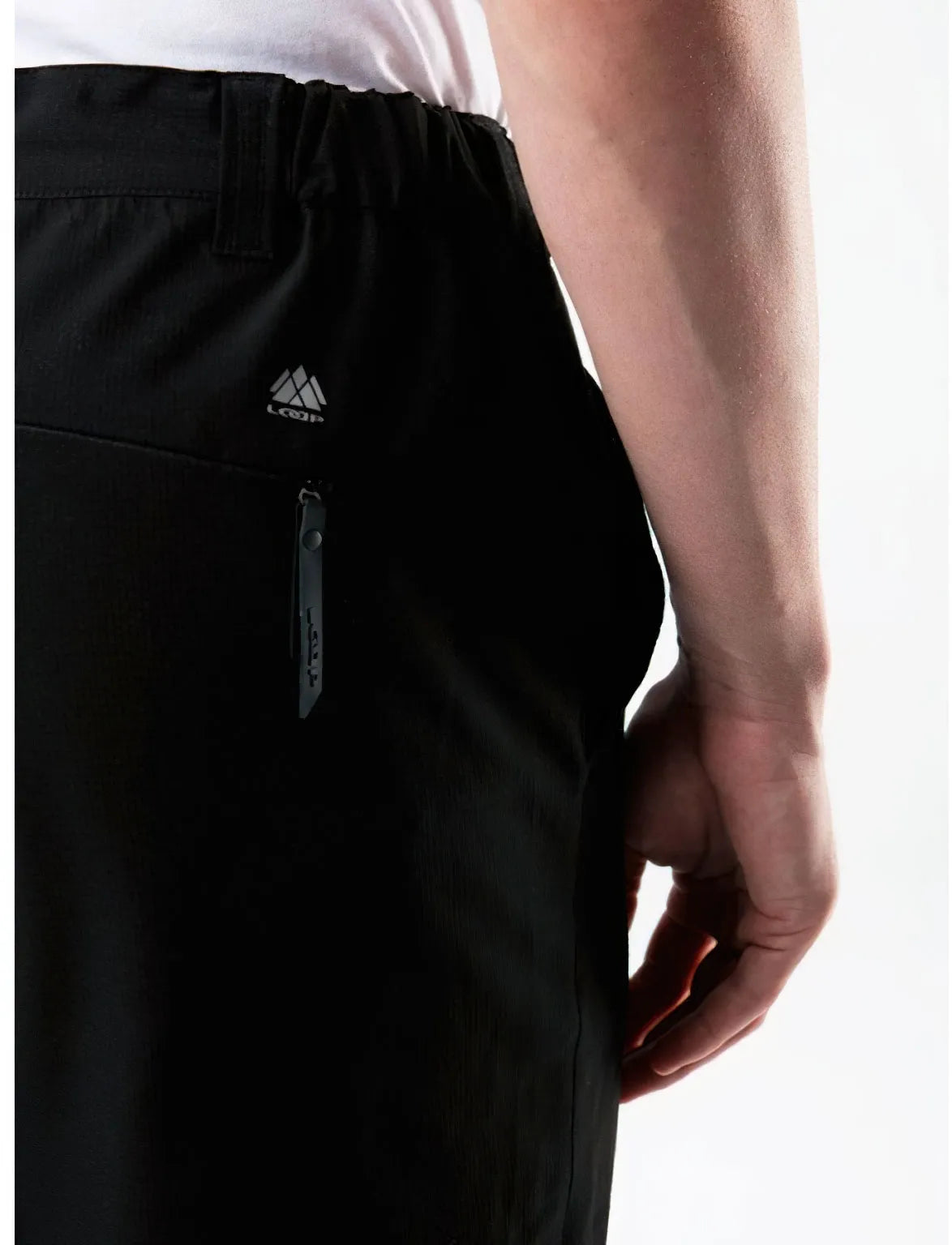 Herren-Sportshorts Loap Uzro Schwarz