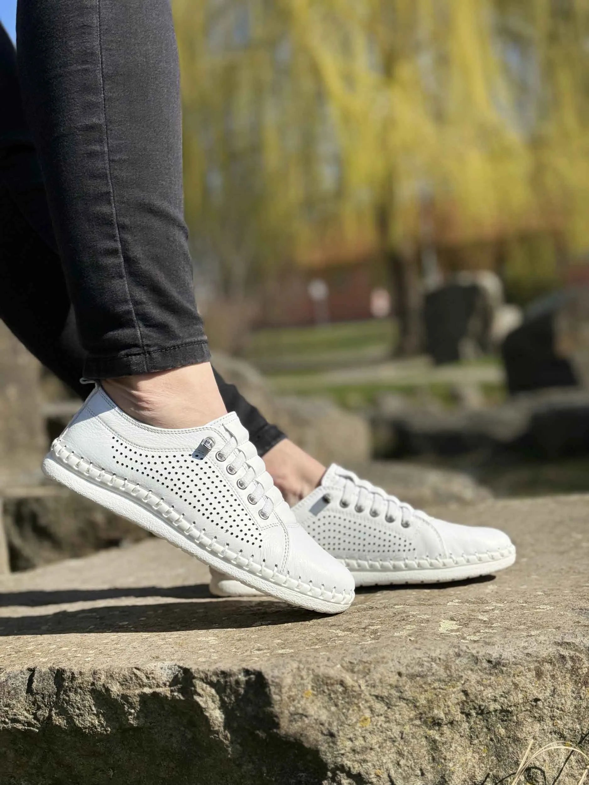 Women's Leather Shoes Nell Perform White