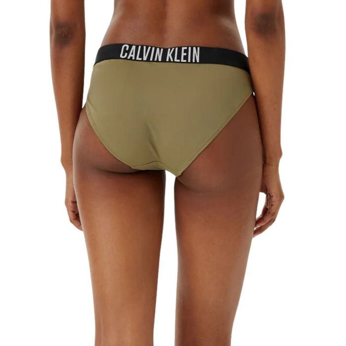 Achoimre Bikini na mBan Calvin Klein