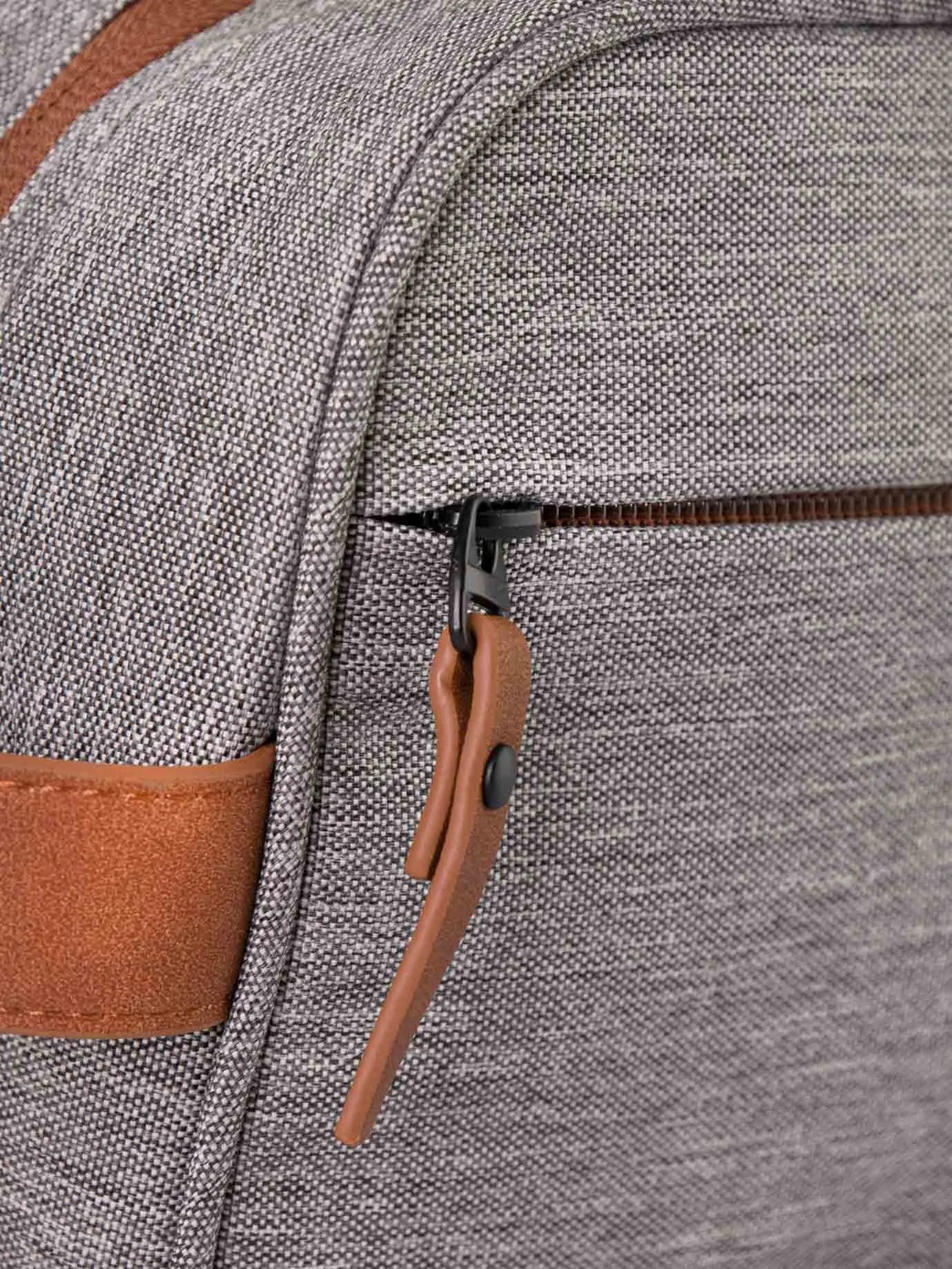 Toaletní taška Travison světle šedá šedá