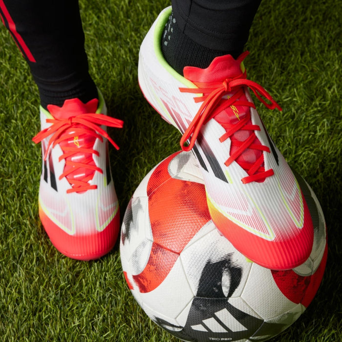 Футболни обувки Adidas