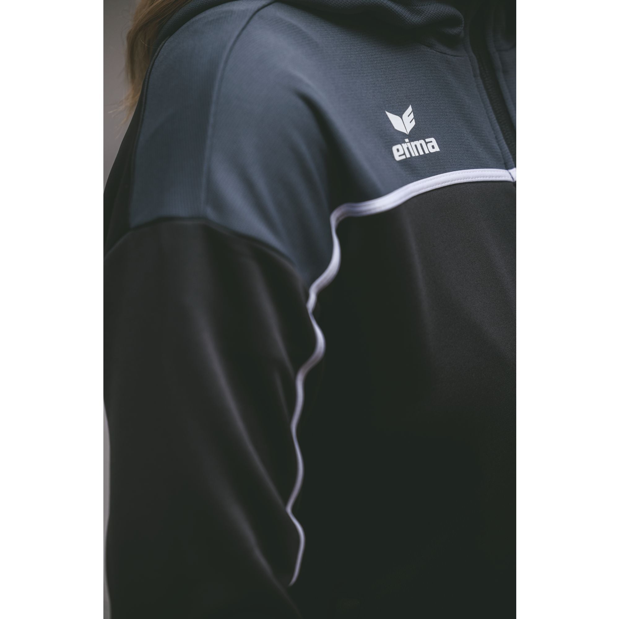 Erima Change By Erima Trainingsjack met capuchon Zwartgrijs/leigrijs/wit