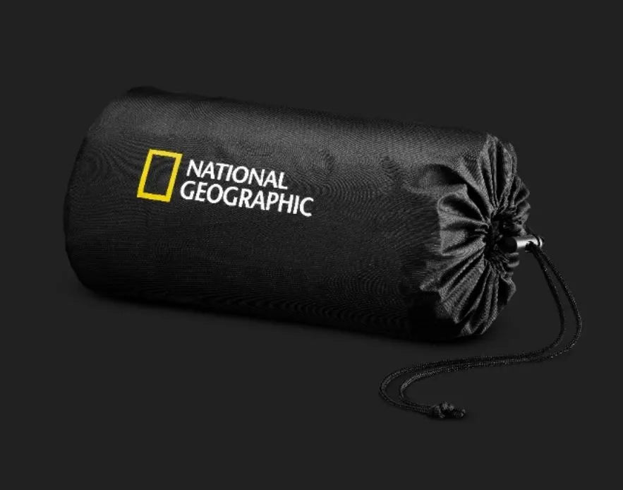 Самонадуваема постелка за спане National Geographic Черна постелка за спане