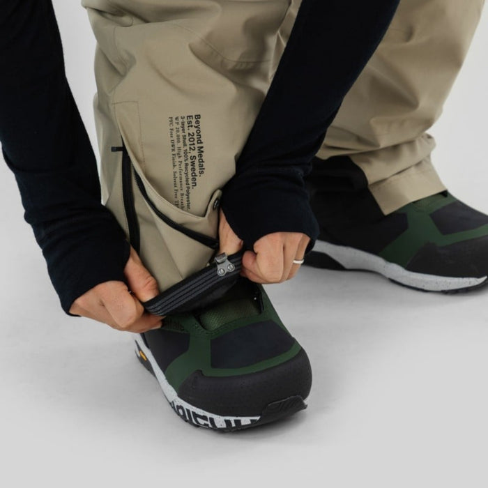 Beyond Medals Men's Ski/snowboard Pants