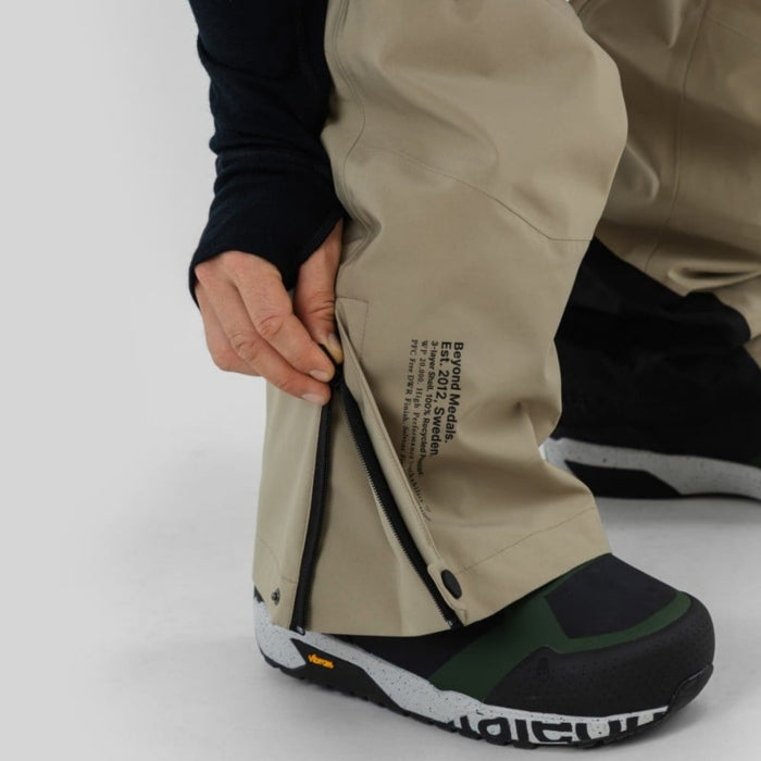 Beyond Medals Men's Ski/snowboard Pants
