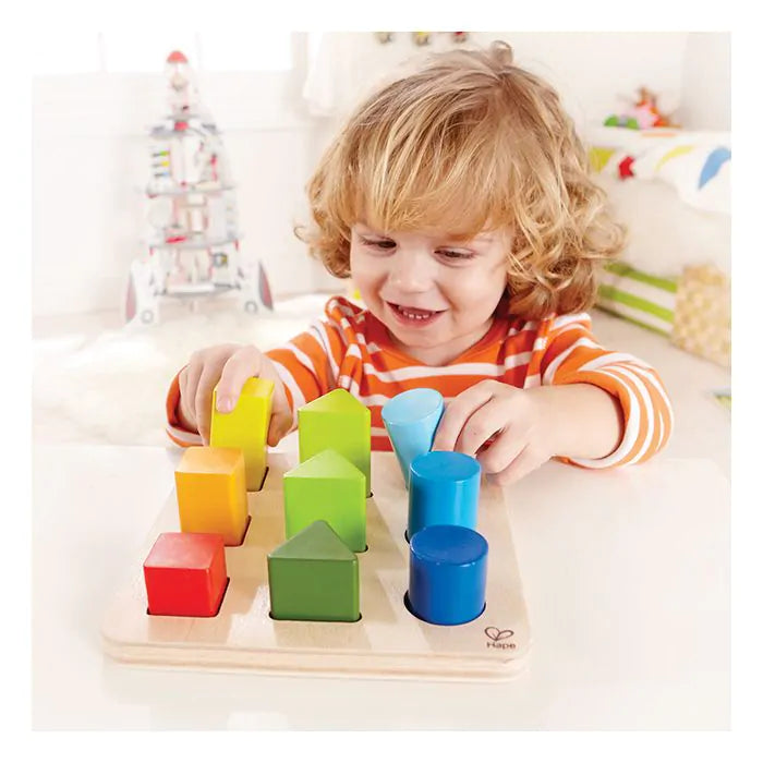 Hape сортировач по цветове и форми