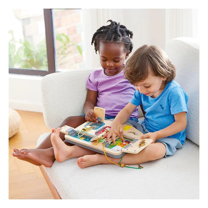 Hape Lock & Learn Playboard