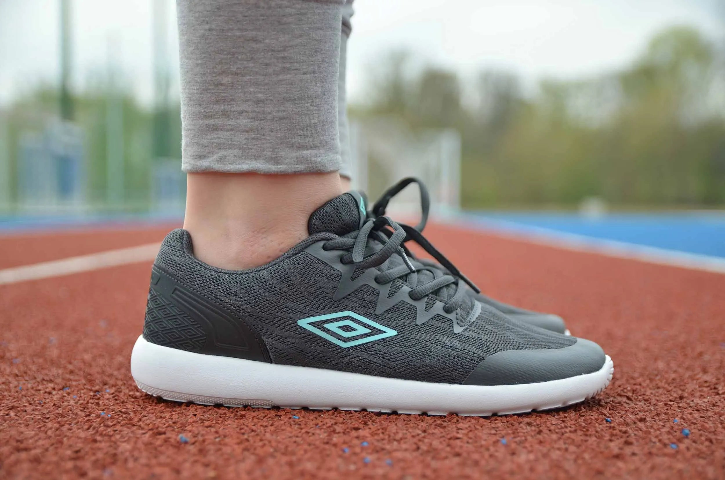 Women's sports shoes umbro thyone 2 grey - 38