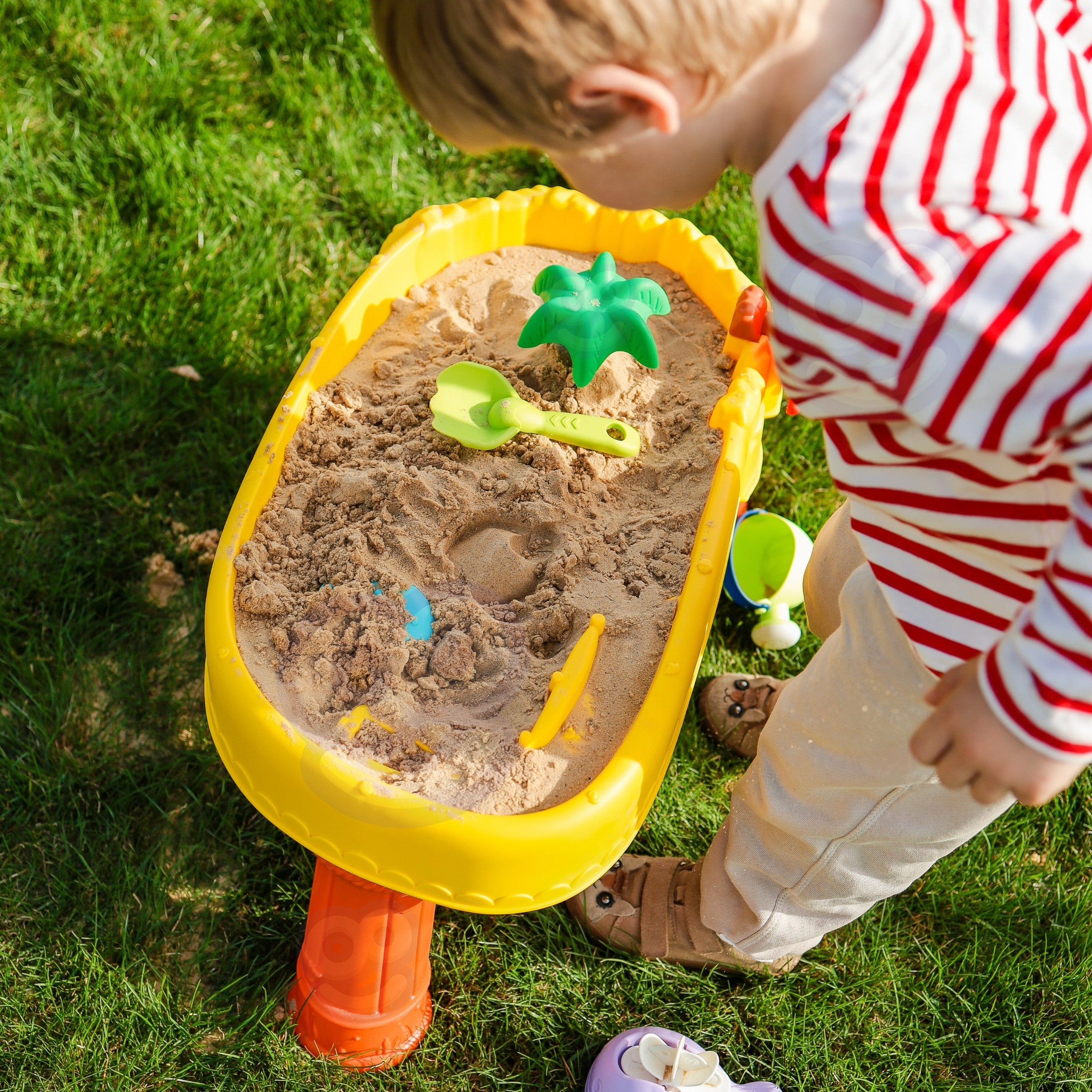 Woopie Water Table 2v1 Sandbox Pirate Ship 8 Acc.