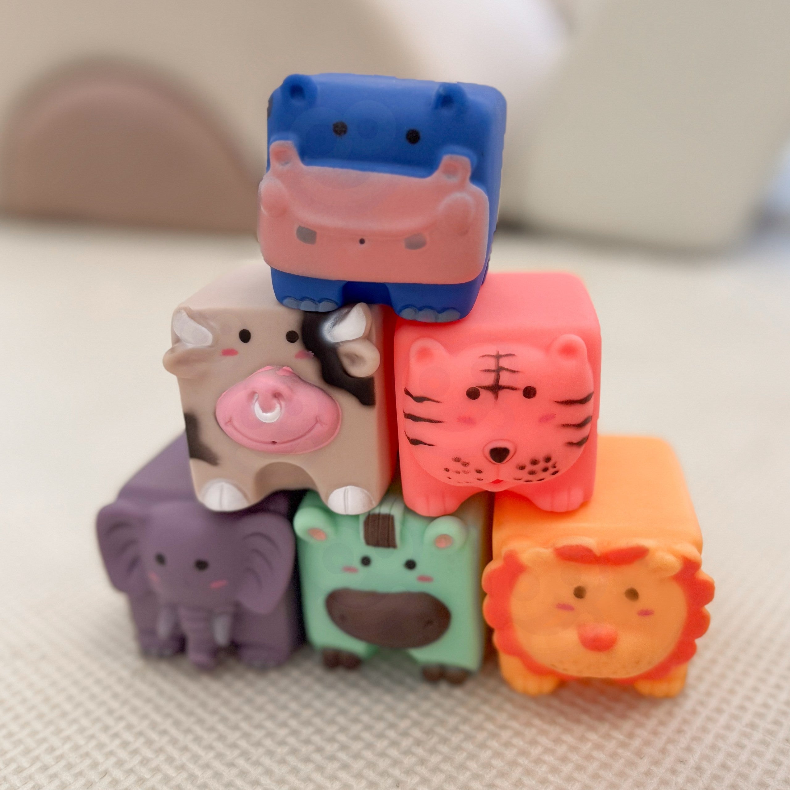 Woopie Baby Klocki Sensoryczne Zwierzęta Wyciskanie Puzzle + Dźwięk 6 Szt.