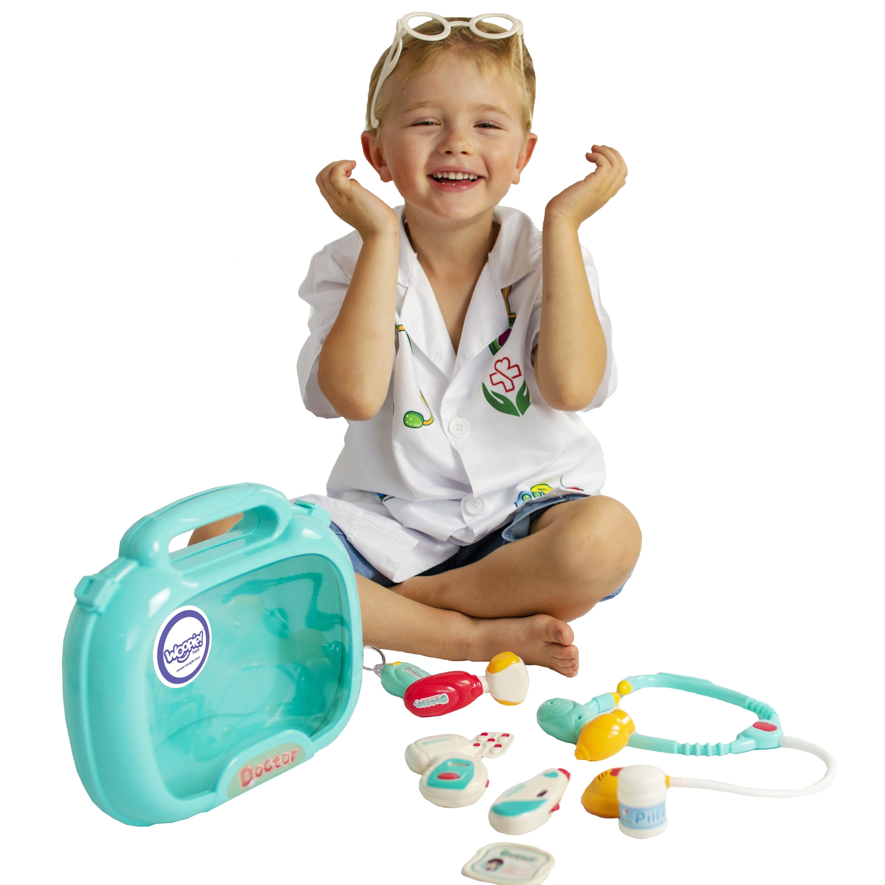 Медицински комплект Woopie Little Doctor Doctor In A Suitcase Light Sound + Acc.