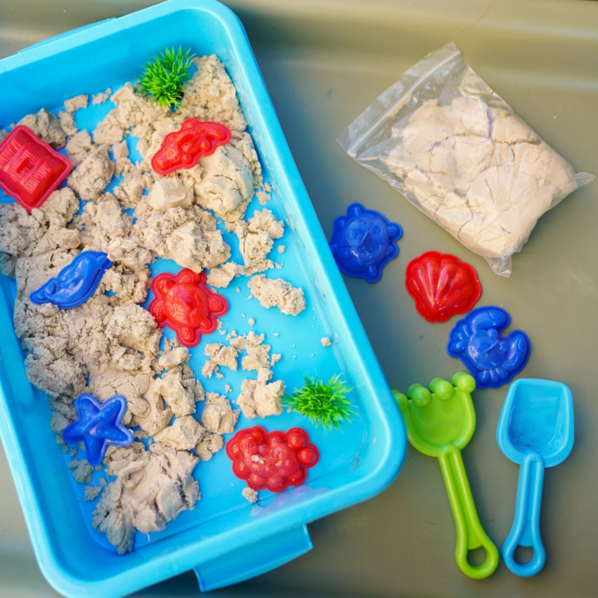 Woopie Kinetic Sand Magic For Water Conjunto de 18 peças com estojo