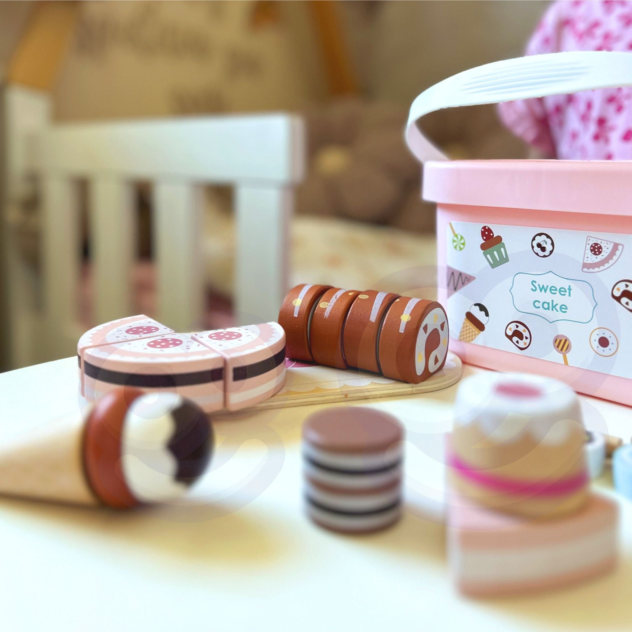 Tooky Toy Sweet Cake Set di dolci in legno in una scatola di dolciumi e gelaterie