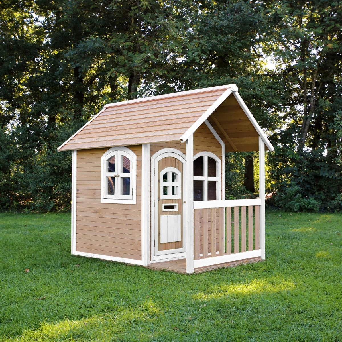 Axi Holzhaus mit Fenstern Alex Spielhaus 178 cm