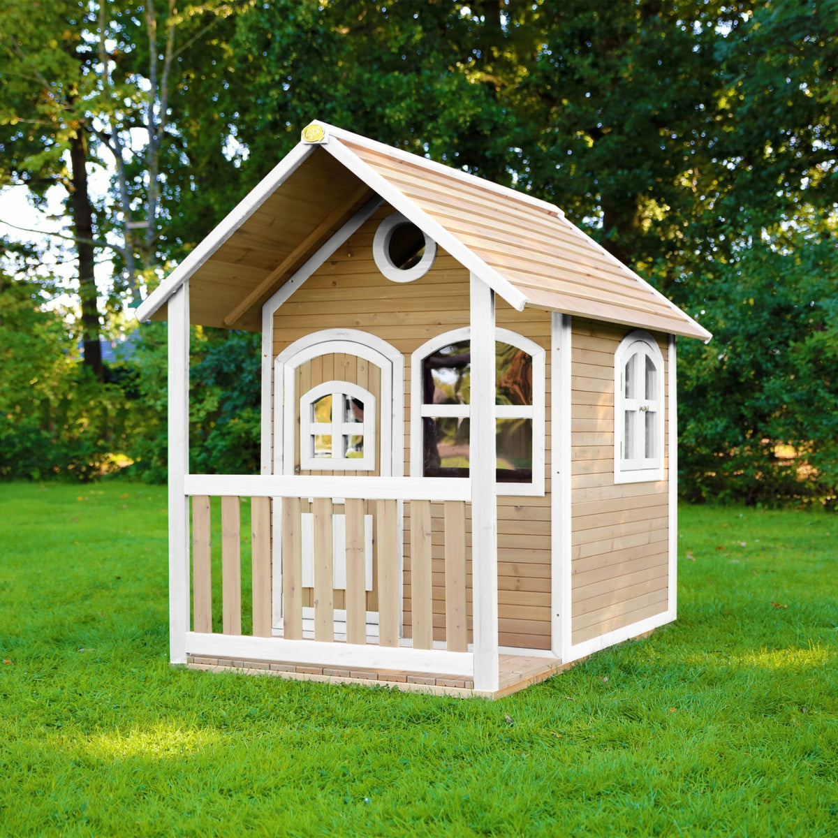 Axi Holzhaus mit Fenstern Alex Spielhaus 178 cm