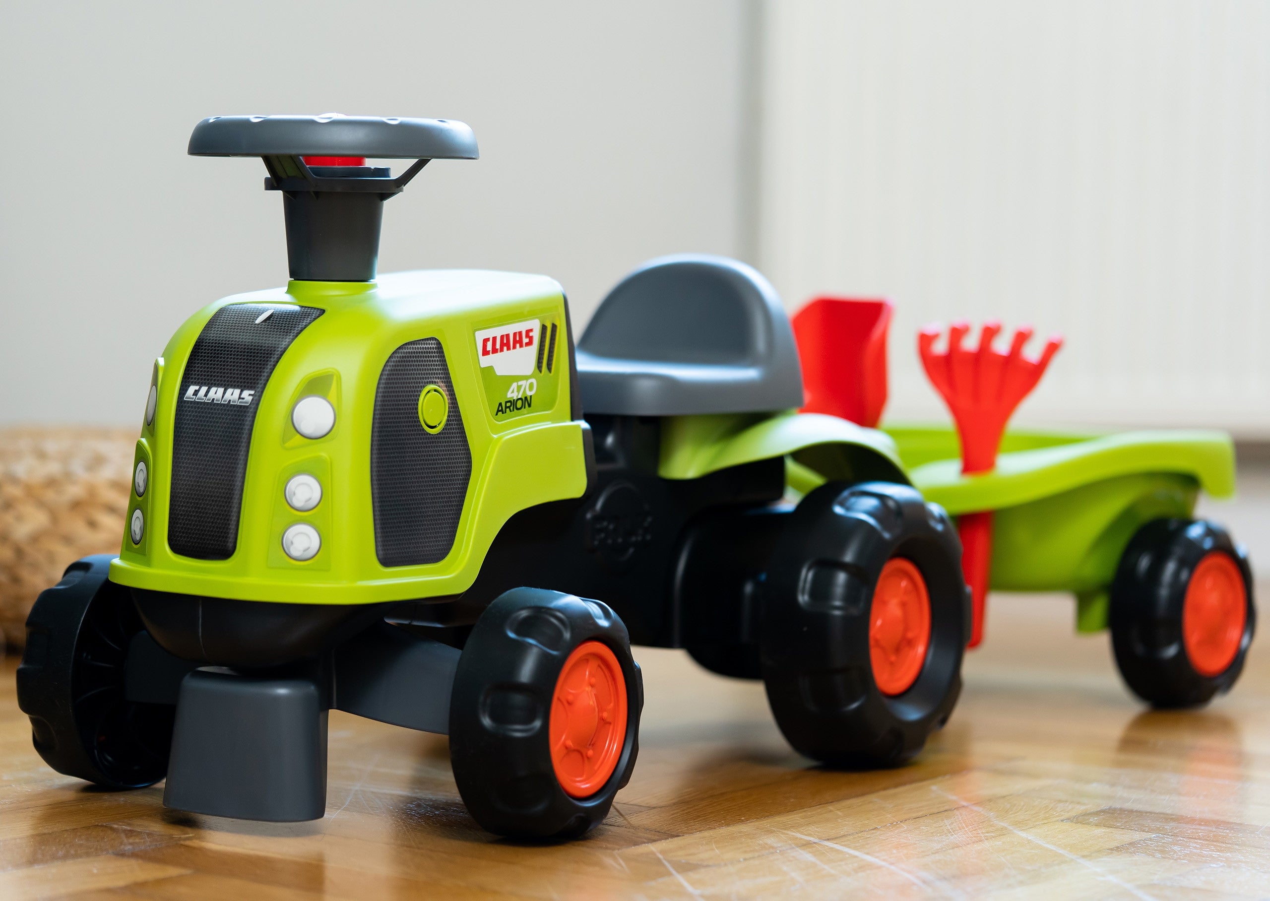 Falk Claas 470 Arion Ride-on Green с ремарке + комплект пясък