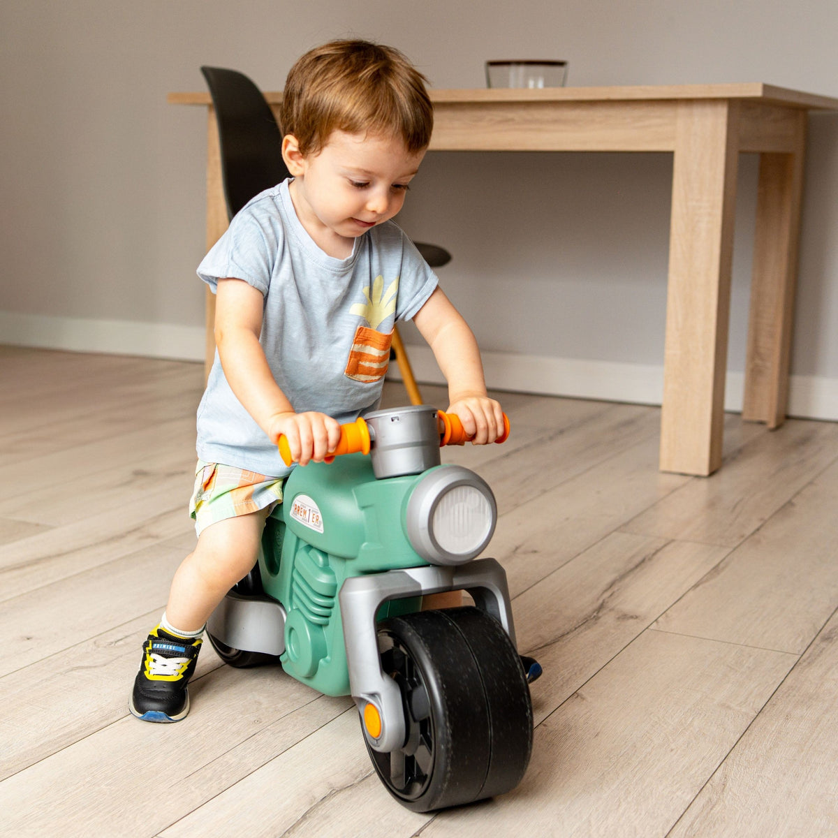 Falk Ride-on Motorrad Moto Premier Vintage Grün für 1-3 Jahre