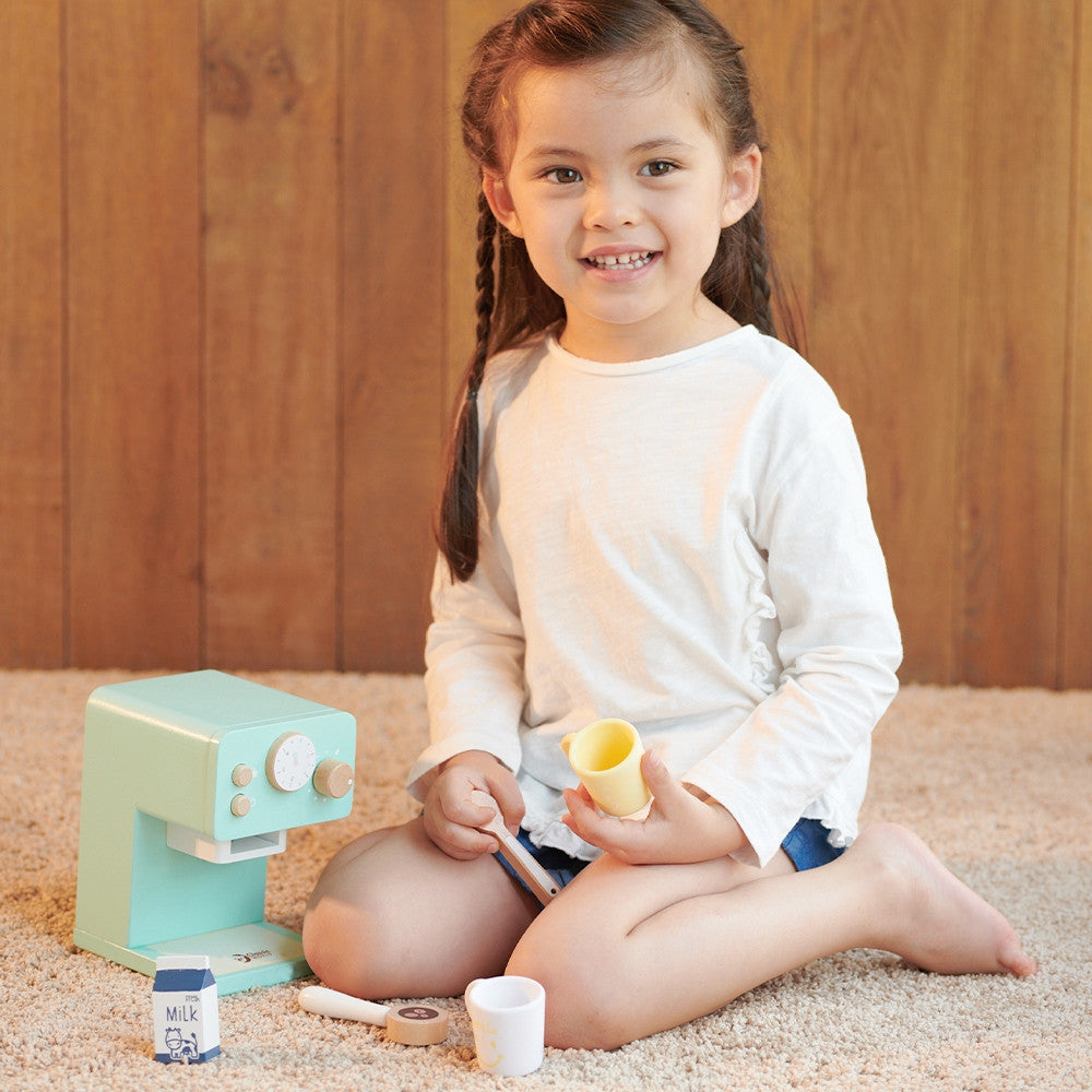 Fából készült kávéfőző gyerekeknek – Little Barista | Klasszikus világ