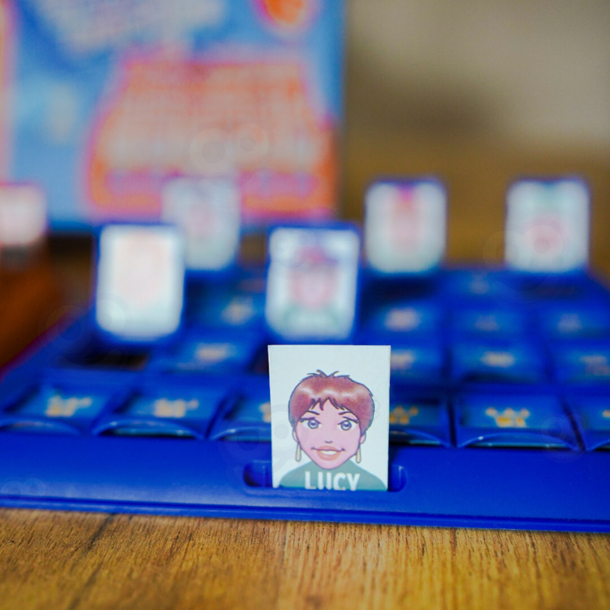 Juego familiar Woopie Adivina quién es