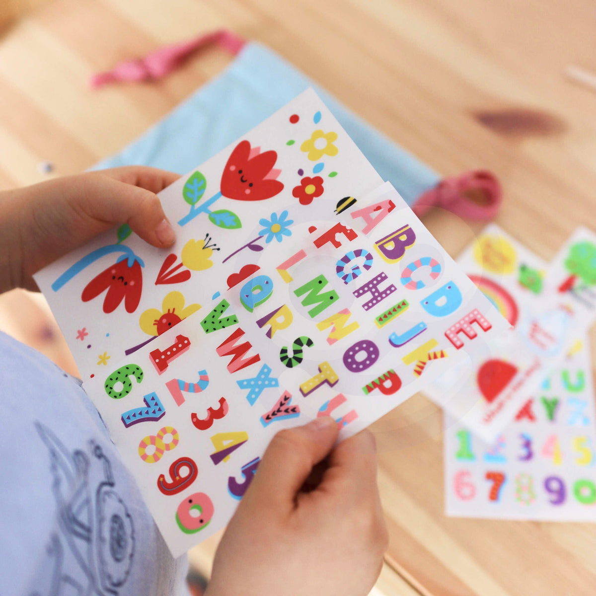 Kit de decoração de bolsa DIY Woopie Art&fun - Faça uma bolsa com o nome do seu filho