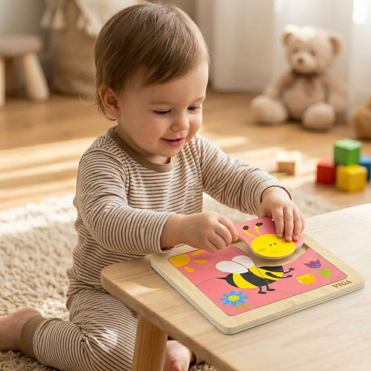 Viga Puzzle abeille en bois pratique