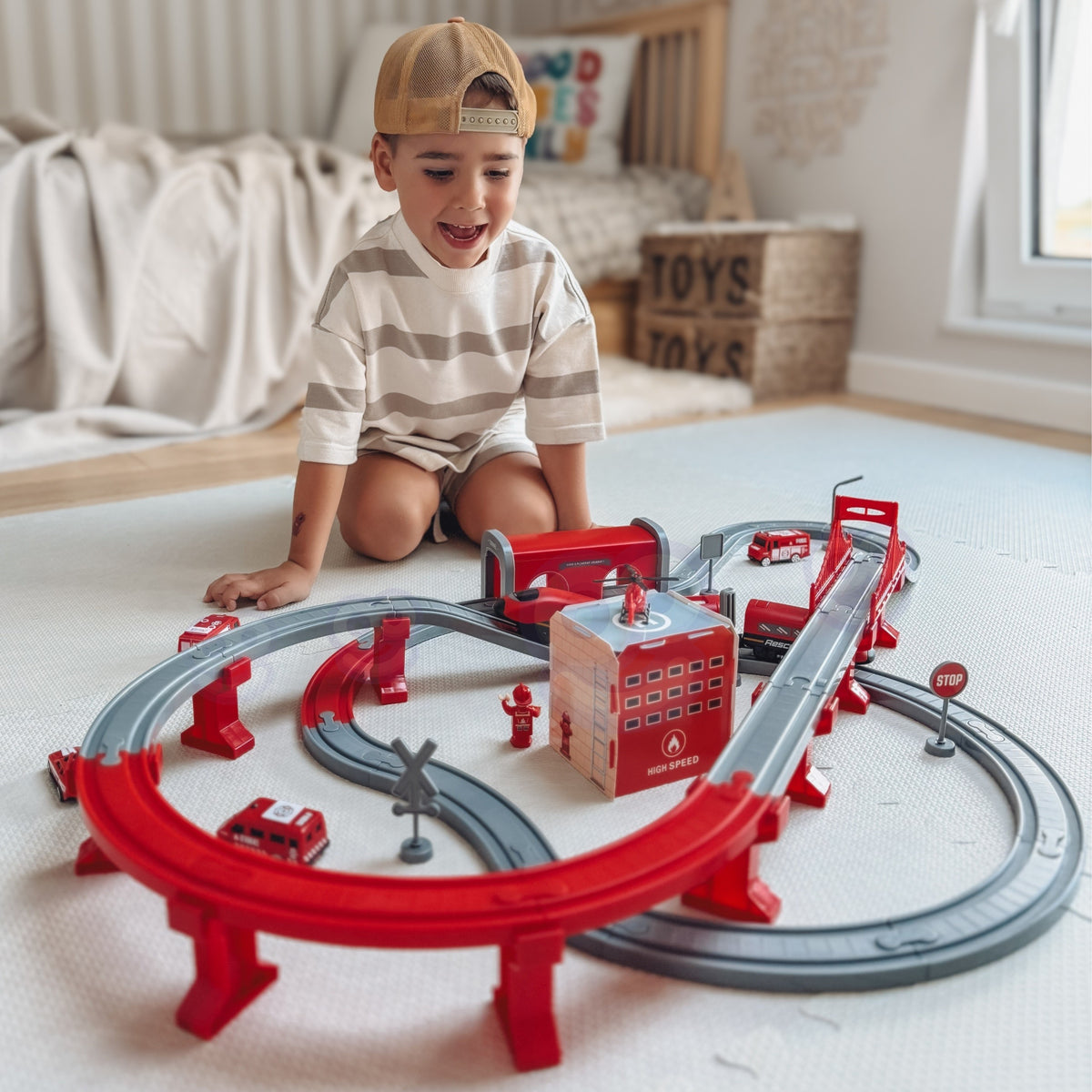 Woopie Treno Elettrico Pista per Elicotteri dei Pompieri 92 Pezzi.