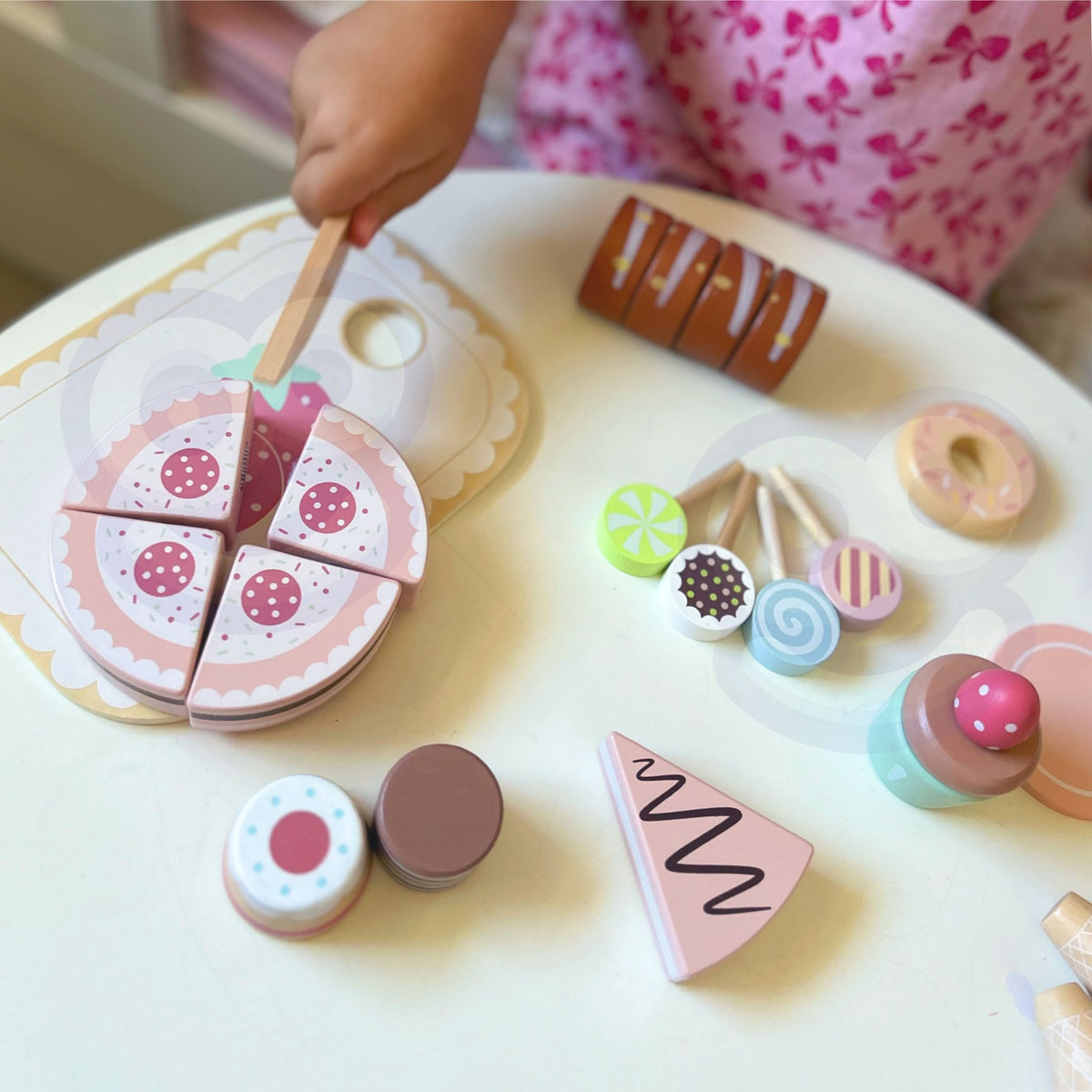 Tooky Toy édes sütemény, fából készült édességkészlet egy dobozban Cukrászda fagylaltozó
