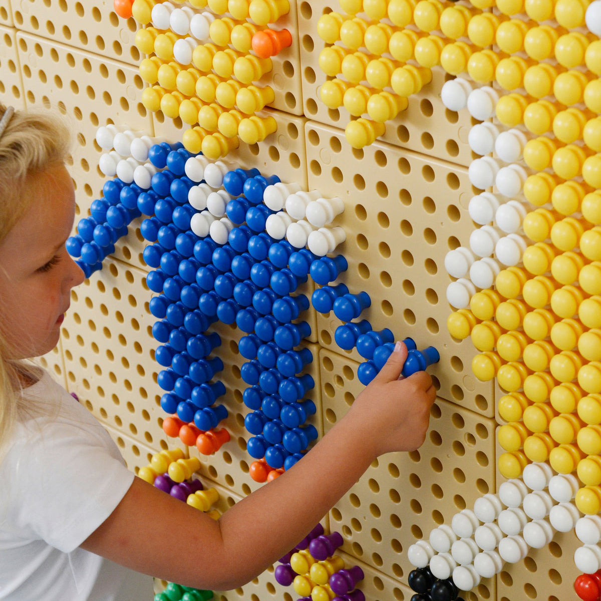 Masterkidz Цветни колчета за научна дъска 512 части 8 цвята