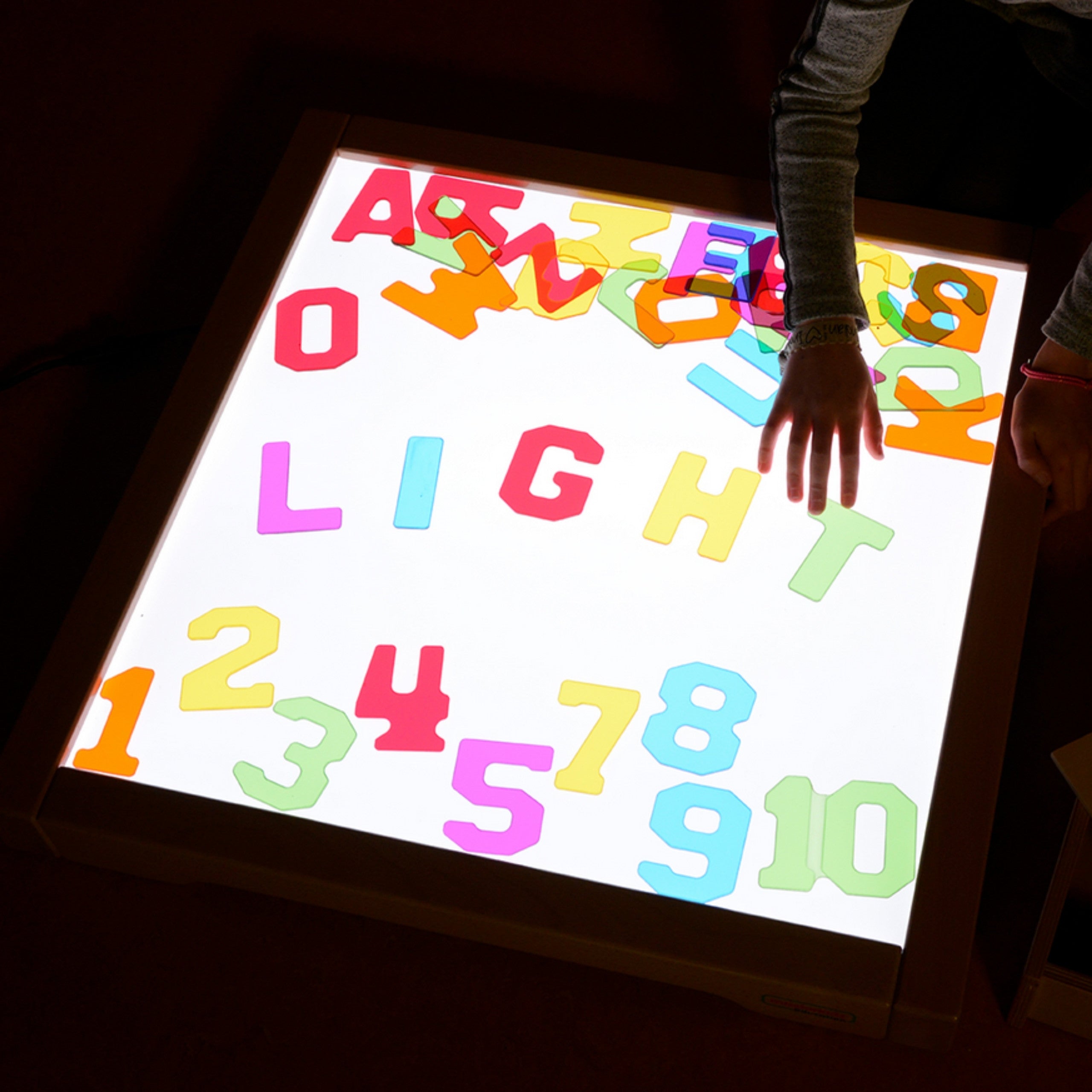 Masterkidz LED-Lichtpaneel, wechselnde Farben mit Fernbedienung + Montessori-Mosaikblöcke, 140 Stück.