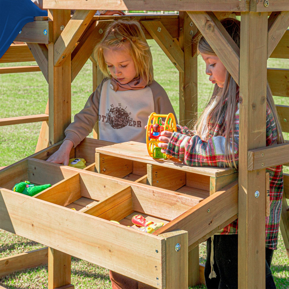 Axi Mitch Play Tower - Velké dřevěné hřiště Skluzavka Houpačky Lezecká stěna + věž