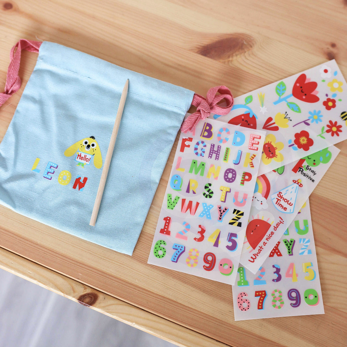 Kit de decoração de bolsa DIY Woopie Art&fun - Faça uma bolsa com o nome do seu filho