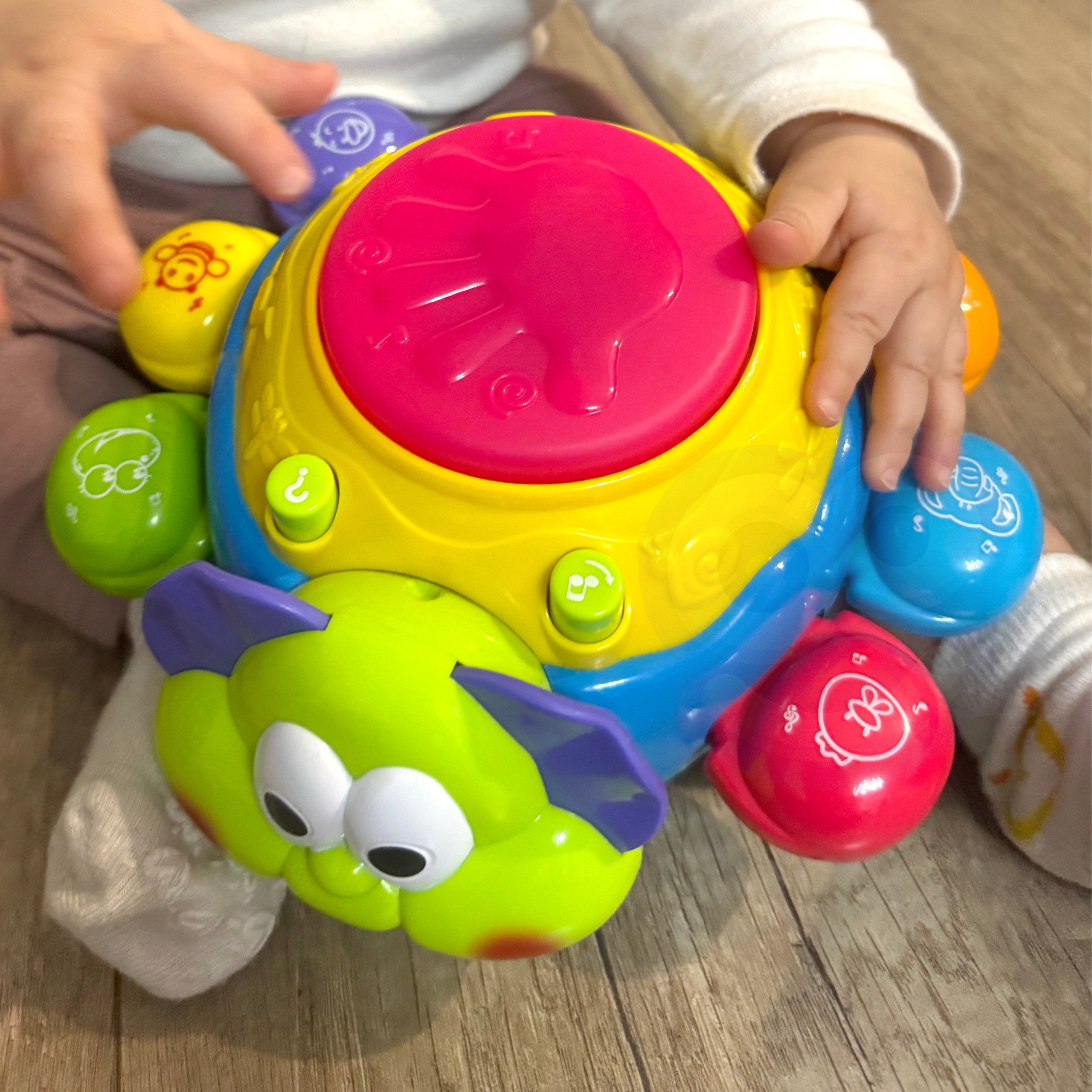 Интерактивна играчка за пълзяща калинка Woopie