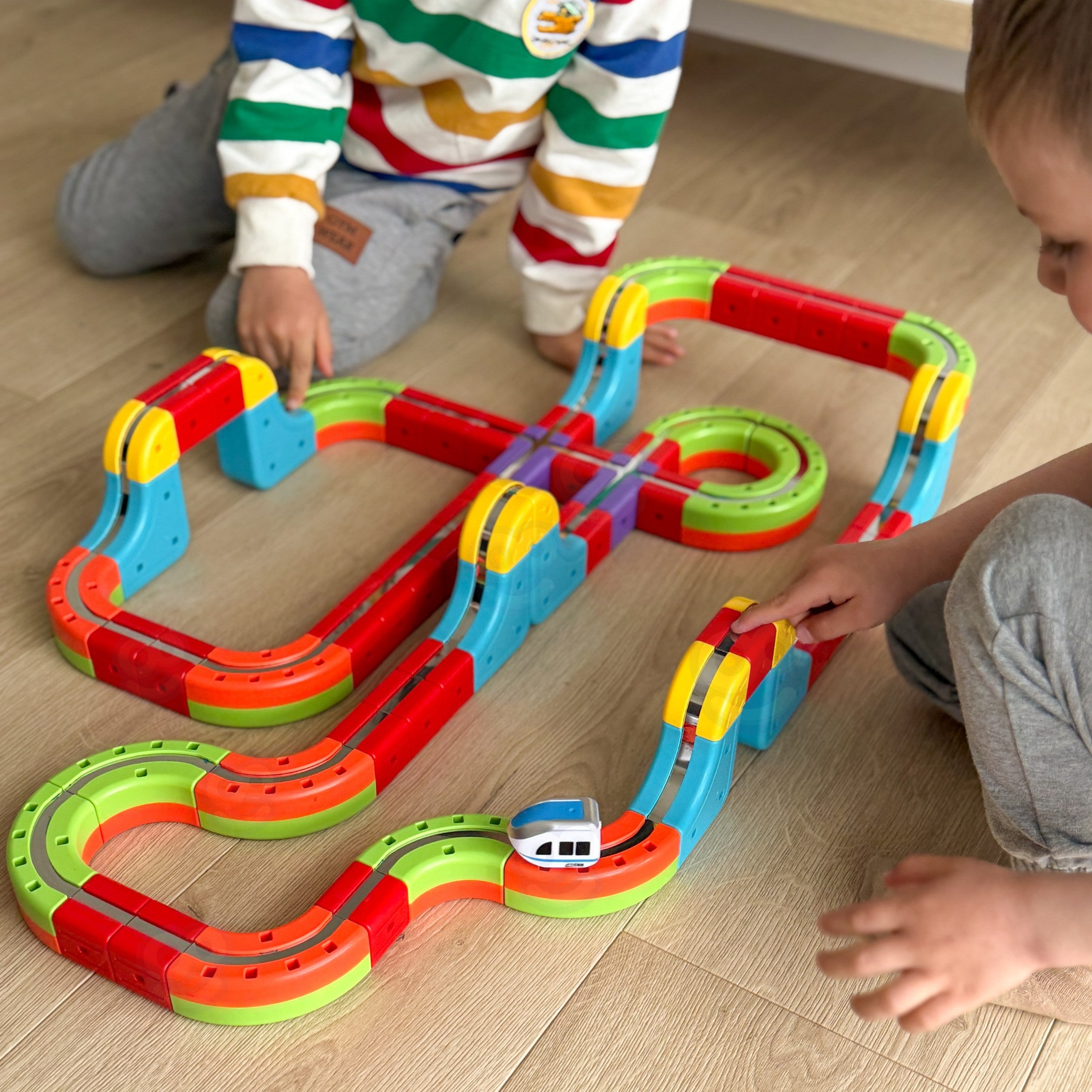 Woopie Magic Cube Train Construction Blocks Антигравитационна магнитна писта 68бр.