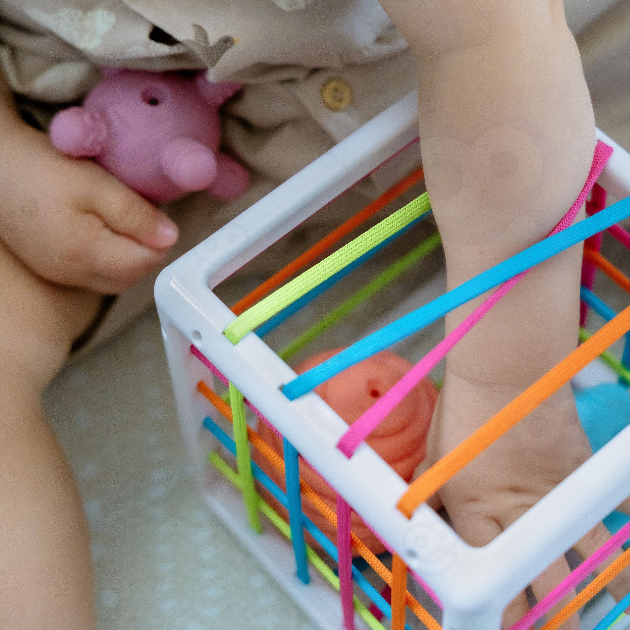 Woopie Baby Elastyczny sortownik kostek sensorycznych dla dzieci Crazy Shapes 5 szt.